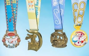 run_disney_disneyland_2014_half_marathon_medal_01
