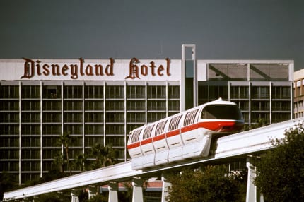 The Mark V Monorail travels across the grounds of the Disneyland Hotel.