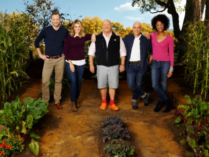 THE CHEW - ABC's "The Chew" features entertaining expert Clinton Kelly, health and wellness enthusiast Daphne Oz, celebrity chefs Mario Batali, Michael Symon and Carla Hall. (ABC/Craig Sjodin)