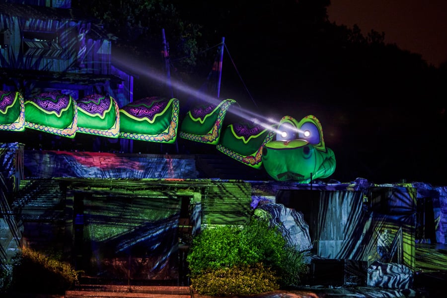 Disney Parks After Dark: Cool Down with the Hottest Show at Disneyland Park - ‘Fantasmic!’