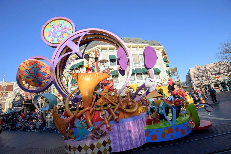 Mickey’s Soundsational Parade at Disneyland Park