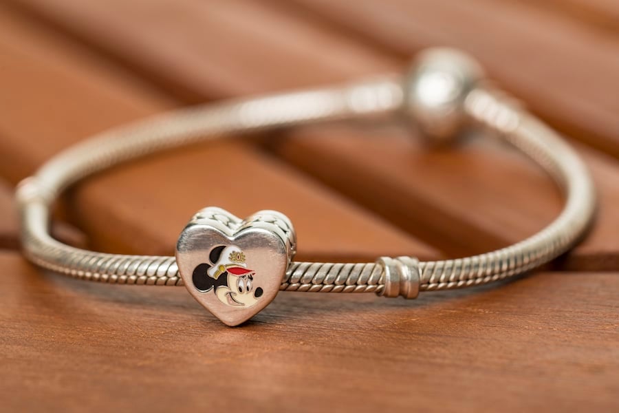 Captain Minnie Mouse - PANDORA Jewelry Charm