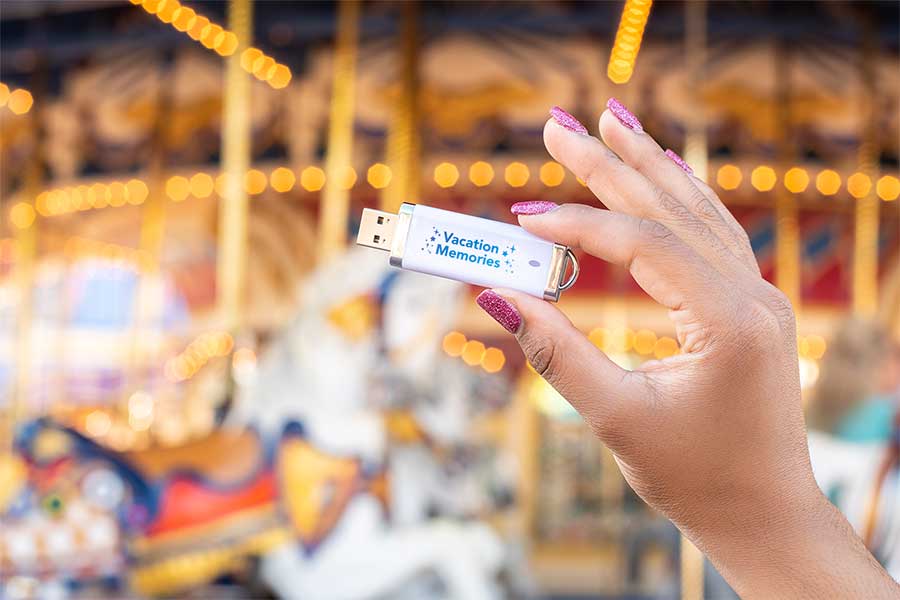 The new Disney PhotoPass Archive USB.