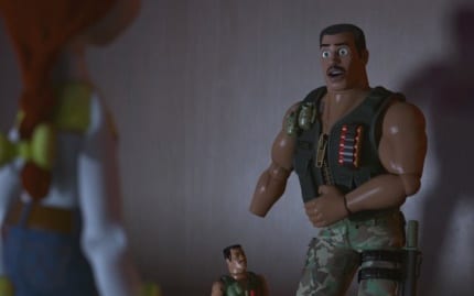 toy-story-of-terror-combat-carl