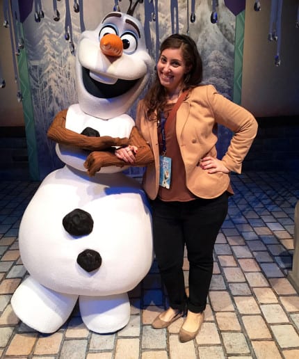 Meeting Olaf Frozen Fun