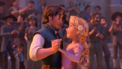 Rapunzel-and-Flynn-dancing-in-the-town
