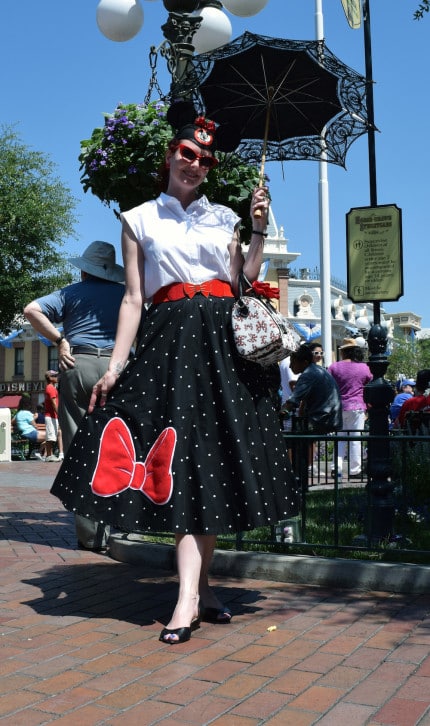 Black and white minnie style 2