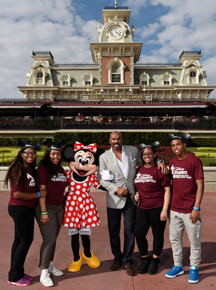 (L-R) Disney Dreamers Academy participants Kayla Hargis-White, of Burlington, N.J., Bianca Benett of Bronx, N.Y., Brandon Iverson of Atlanta, Ga., and Armani Young of Chicago, Ill., pose March 5, 2015 with Minnie Mouse and television personality Steve Harvey during Disney Dreamers Academy with Steve Harvey and Essence Magazine at Magic Kingdom in Lake Buena Vista, Fla. The eighth annual event, taking place March 5-8, 2015 at Walt Disney World Resort, is a career-inspiration program for 100 high school students from across the U.S. (Todd Anderson, photographer)