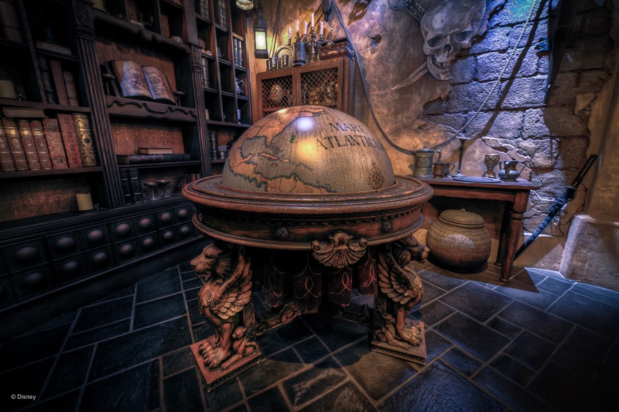 Ahoy! Pirate-themed Photos from Disney PhotoPass Service Ahoy! Pirate-themed Photos from Disney PhotoPass Service