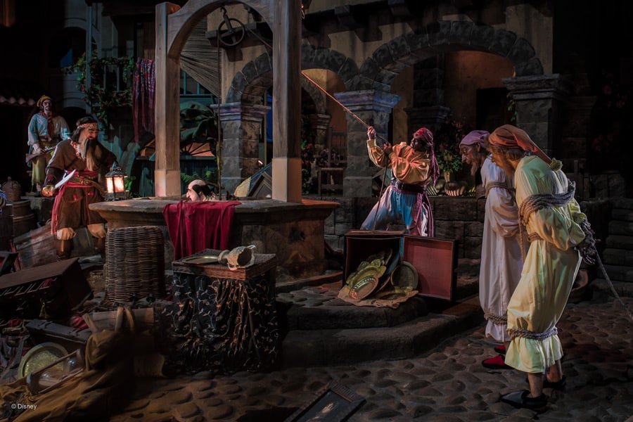 Ahoy! Pirate-themed Photos from Disney PhotoPass Service Ahoy! Pirate-themed Photos from Disney PhotoPass Service