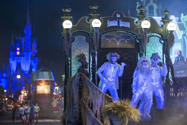 'Mickey’s Boo To You' Parade