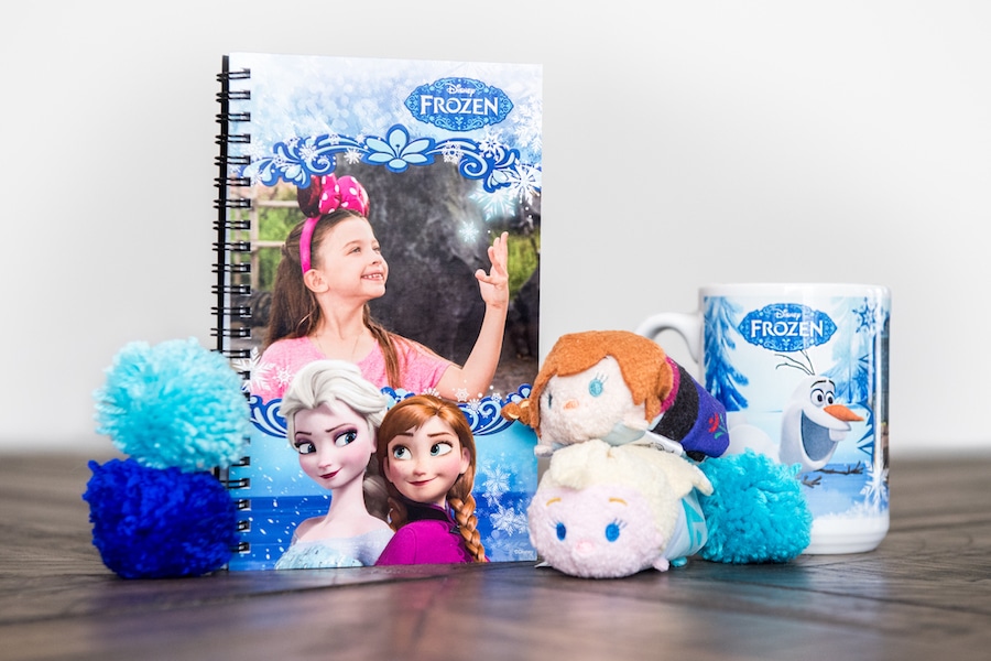 Give the Gift of Disney Memories with Disney PhotoPass Service