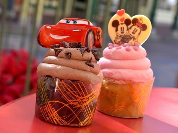 Disney Parks Sweet Treats: December 2017