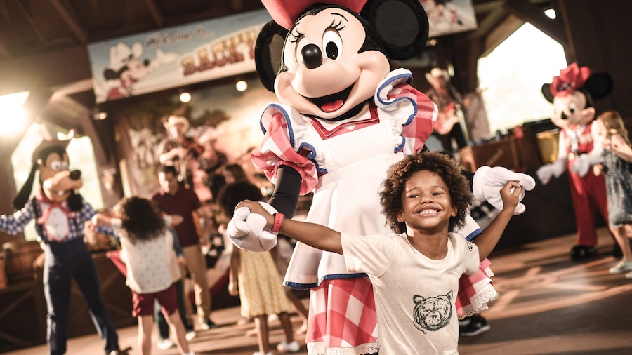 Dining Locations with Disney PhotoPass Service Dining Locations with Disney PhotoPass Service