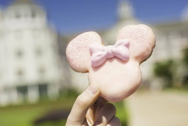 Millennial Pink Raspberry Cream Puff at Disney’s Yacht & Beach Club Resorts