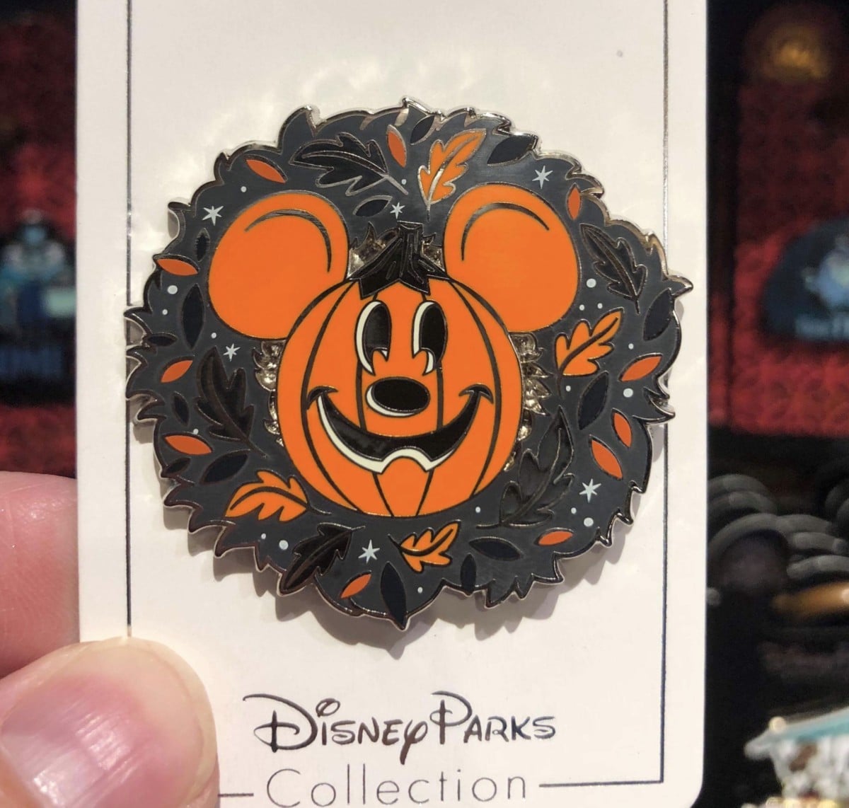 New Halloween Pins At Disney Parks