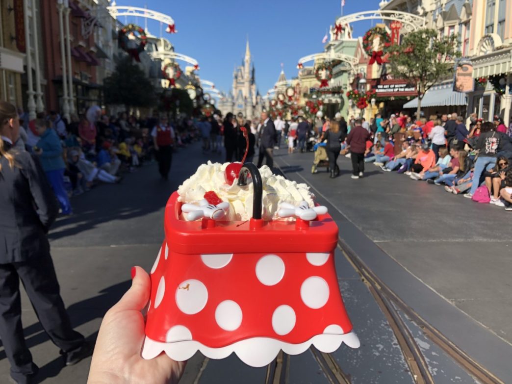 Get The Minnie Kitchen Sink Sundae This Weekend At Magic Kingdom