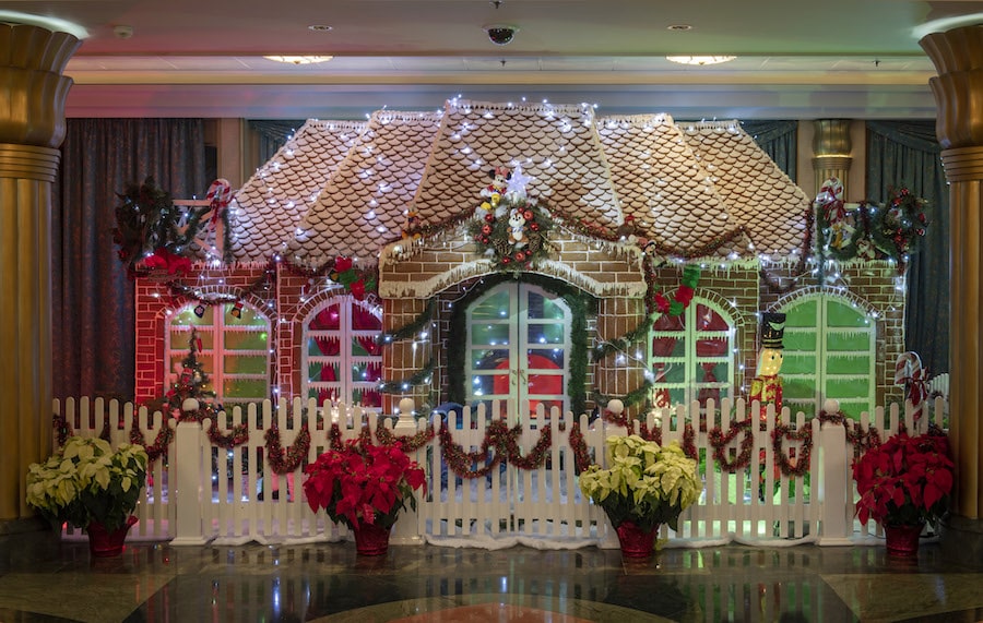 | The Main Street Mouse Disney Cruise Line 2018 Holiday Gingerbread Displays