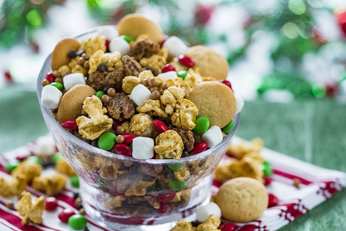Festive Popcorn for Flurry of Fun at Disneys Hollywood Studios