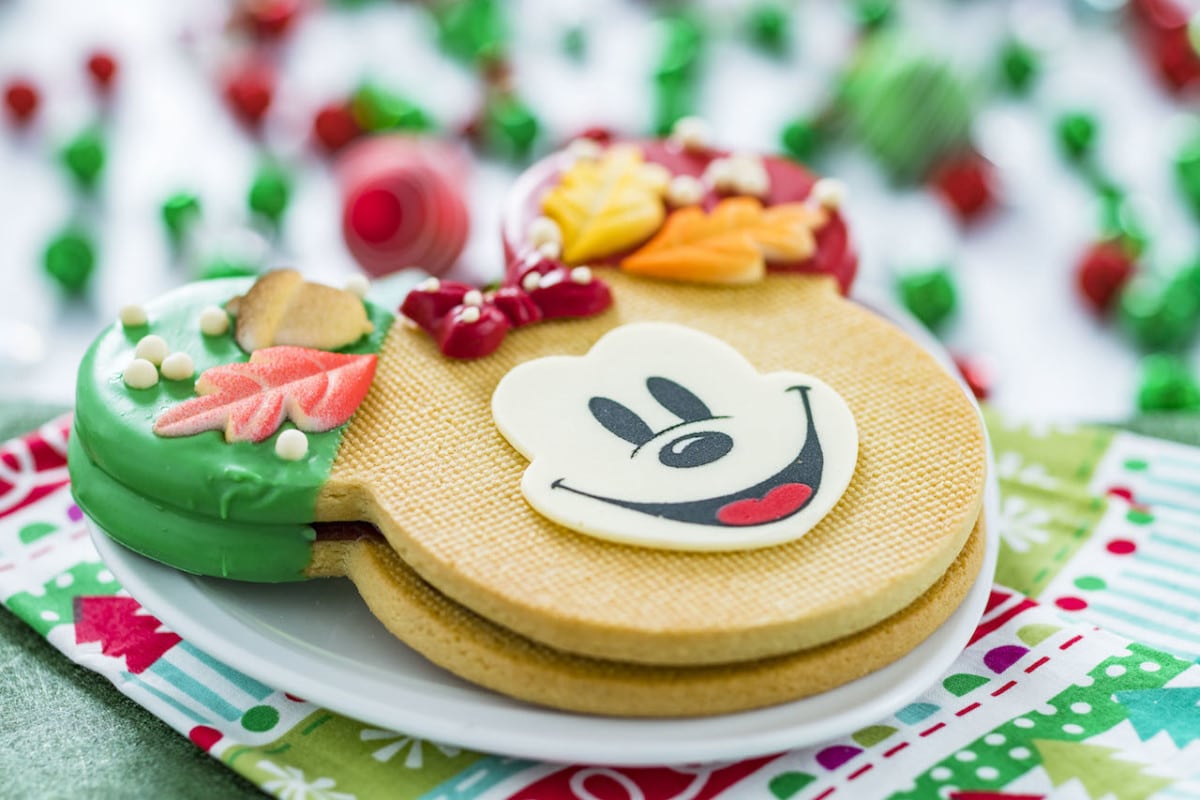 Large Shortbread Cookie for Flurry of Fun at Disneys Hollywood Studios