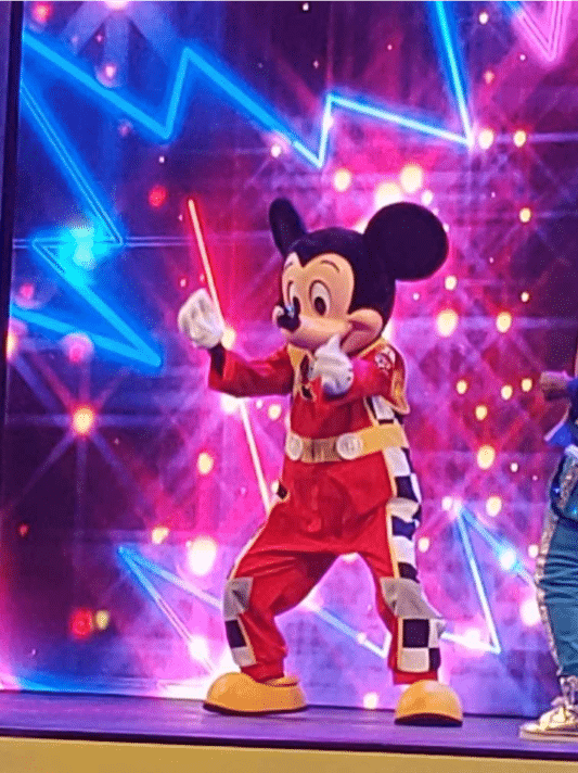 Mickey Dancing