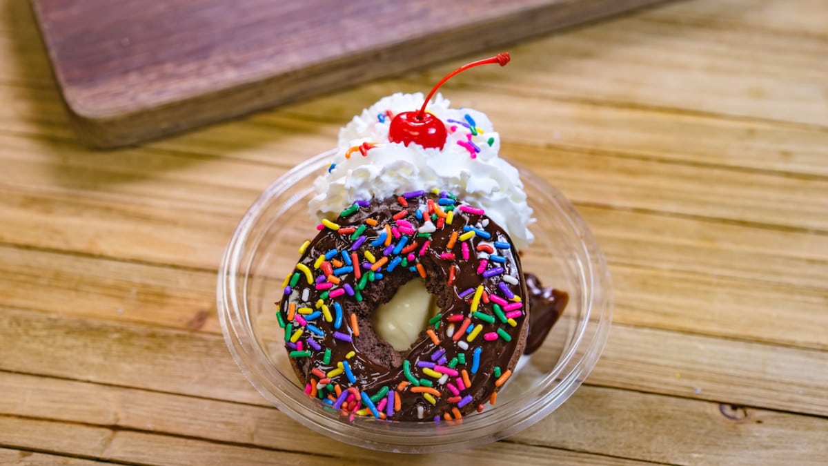 Sweetheart Donut Sundae from Gibson Girl Ice Cream Parlor for Minnie’s Valentine’s Day Surprise at Disneyland Park