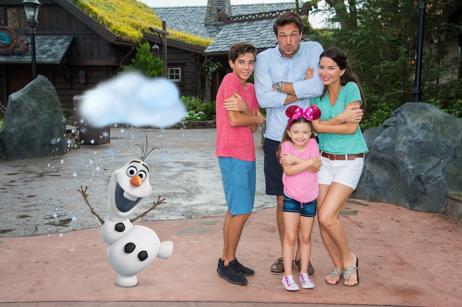 Disney PhotoPass Magic Shot in Norway at Epcot