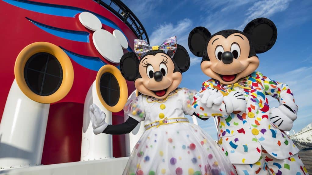 Mickey and Minnie’s Surprise Party at Sea