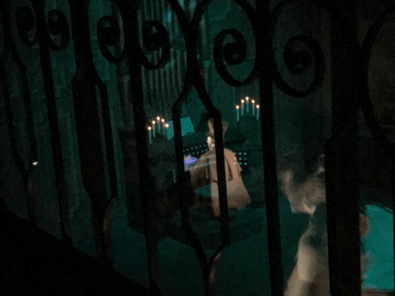 What Is The Pepper’s Ghost Effect Inside The Haunted Mansion