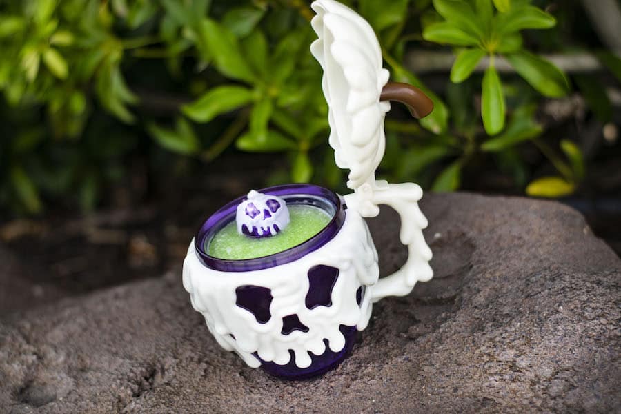Poison Apple Cocktail from AristoCrepes for WonderFall Flavors at Disney Springs 2019