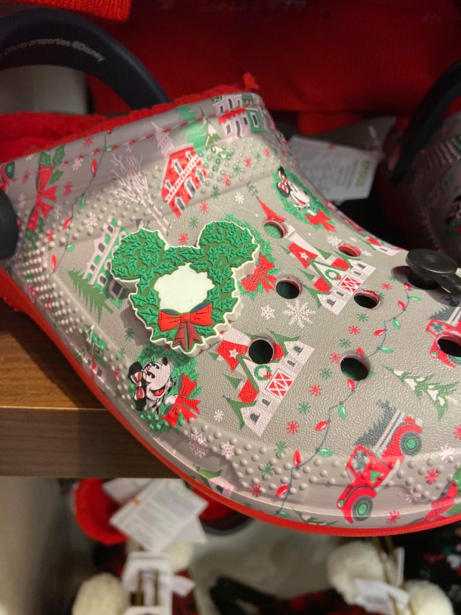 disney christmas crocs