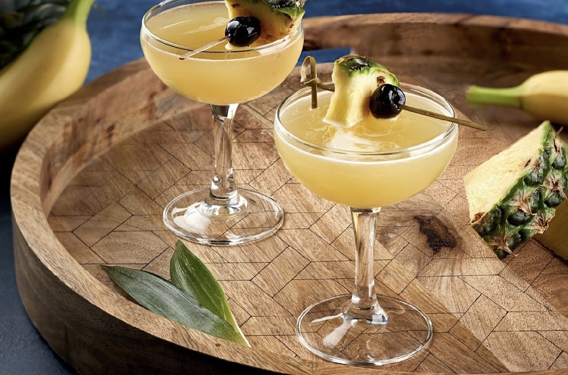 85A19BEDB67746E3925E8842AE250DC2 | The Main Street Mouse