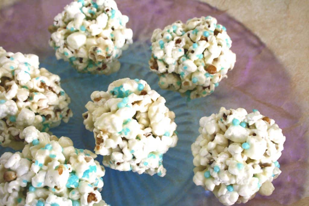 Frozen Popcorn Snowballs