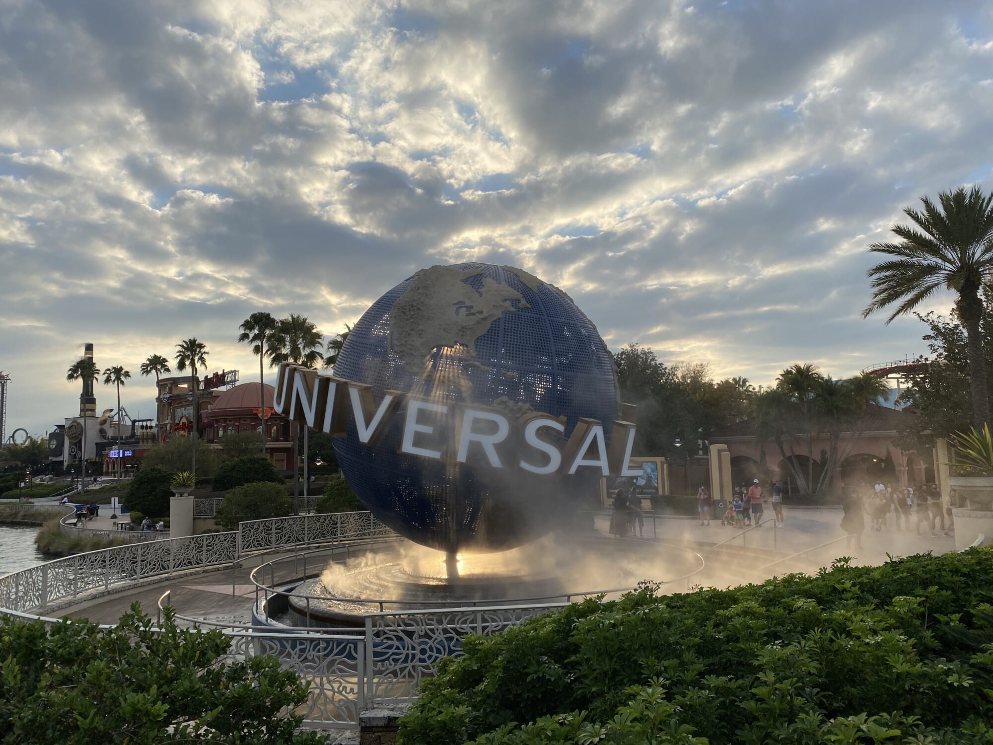 Universal Orlando Resort Salutes Military Members and Their Families