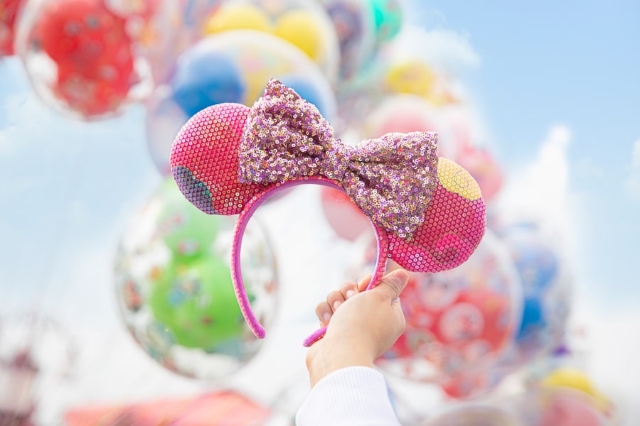 Shanghai Disney Resort Minnie ear headband with Chinese auspicious cloud elements that represent good luck
