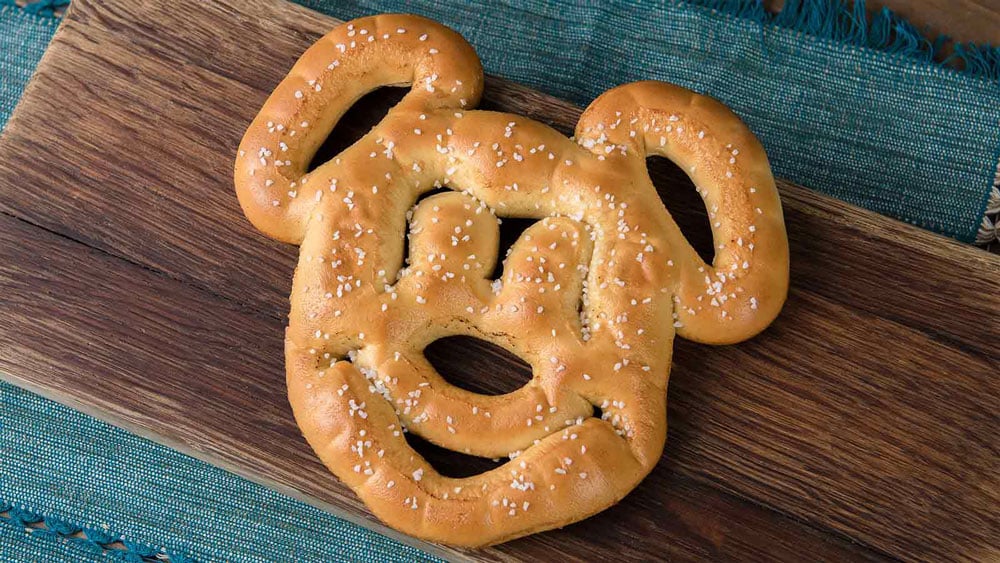 Mickey Mouse Pretzel with Cheese