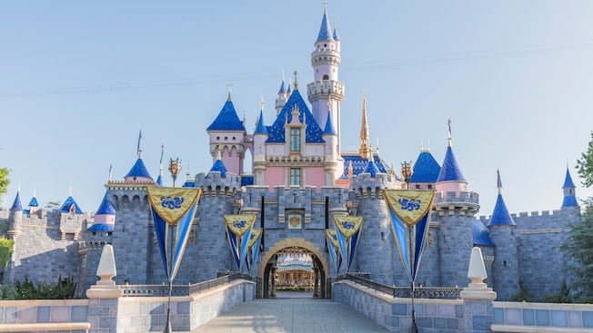 sleepingbeautycastleexterior16x92 | The Main Street Mouse