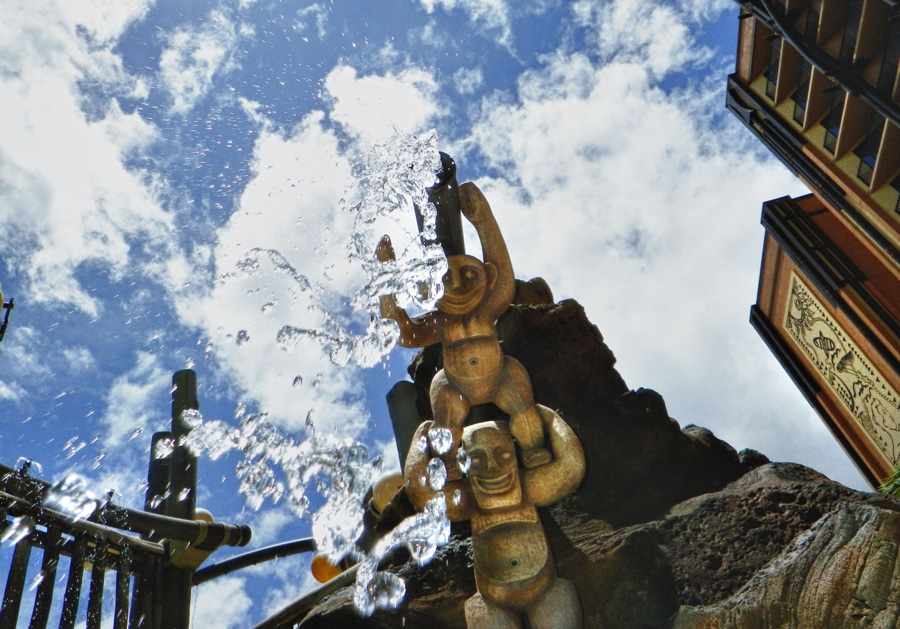 Menehune Bridge at Aulani a Disney Resort Spa