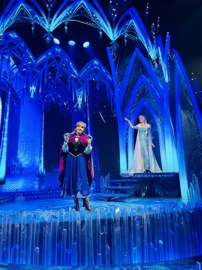 Anna and Elsa at Disneyland Paris