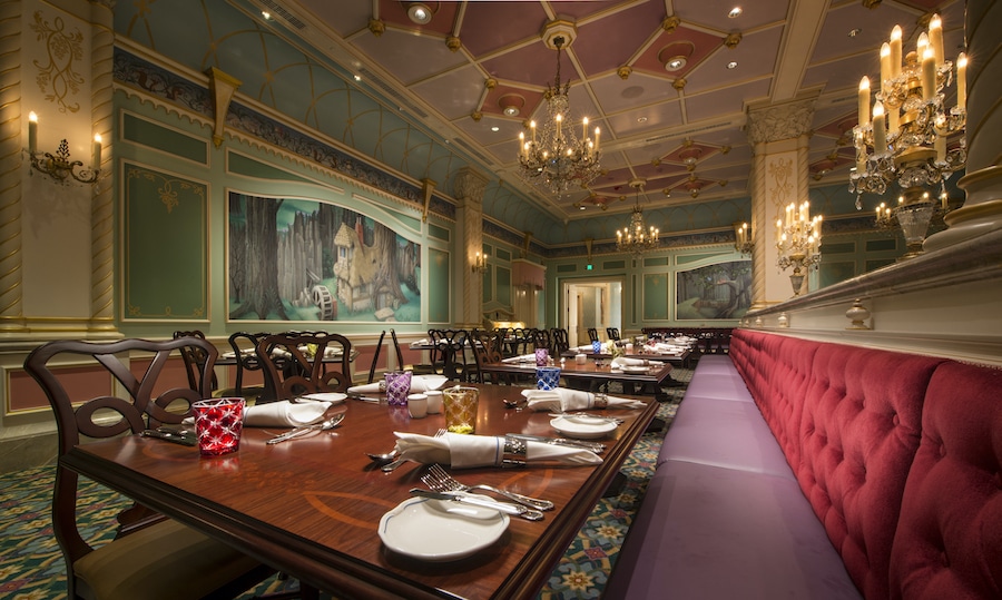 Royal Banquet Hall at Shanghai Disney Resort