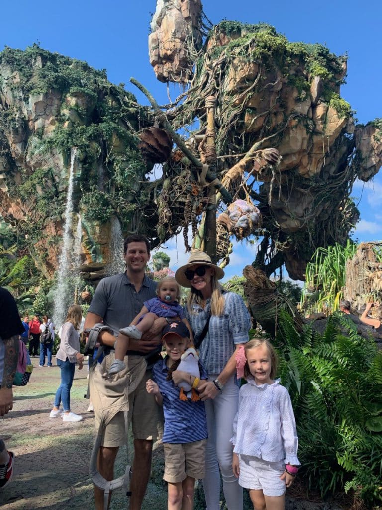 Disney Magic Makers Beery Family together at Pandora The World of Avatar floating mountains