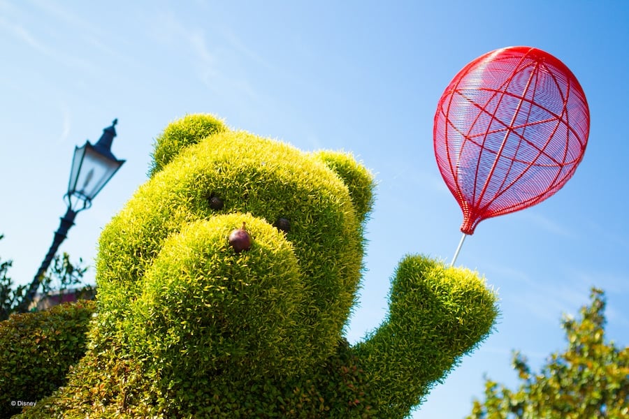 Winnie the Pooh and balloon topiary at EPCOT,