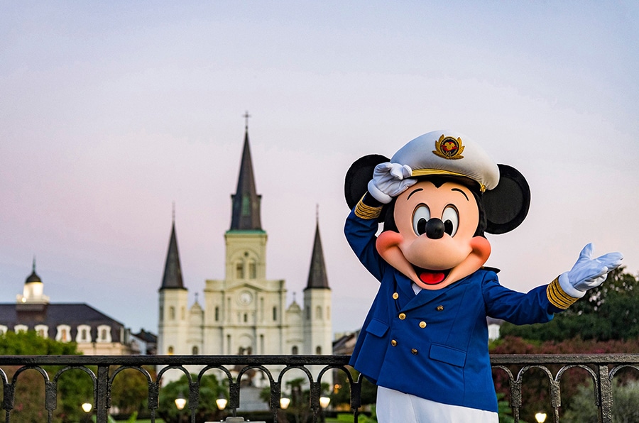 Mickey mouse in his Disney Cruise Line captains uniform