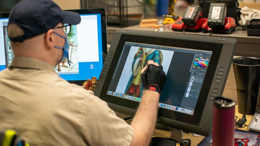 Disneyland Park Main Street Plaza Point holiday artist creating designs
