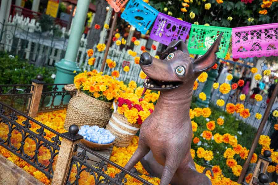 Plaza De La Familia at Disney California Adventure Park