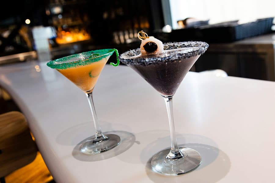 Fall foodie guide Disney Springs 2021 martini cocktails