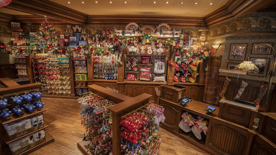 Inside Plaza Point at Disneyland Park