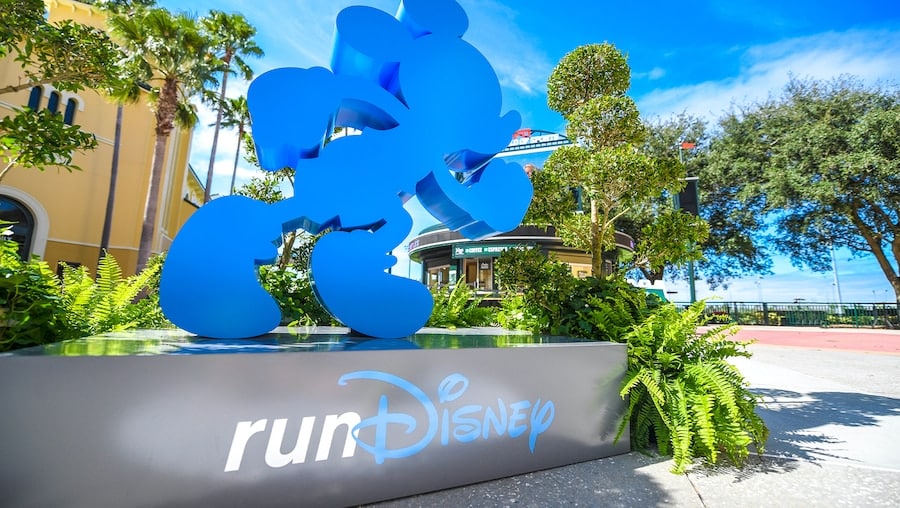 runDisney statue
