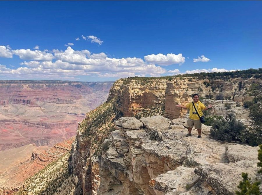 | The Main Street Mouse Christian at the Grand Canyon National Park