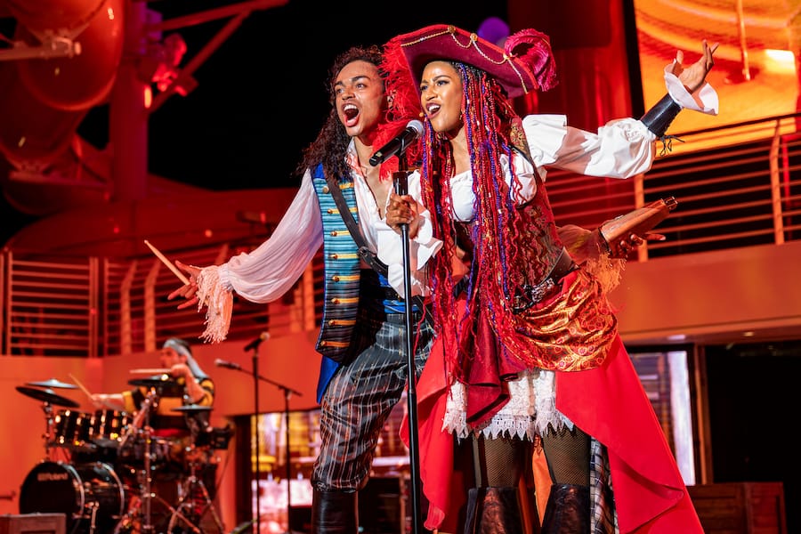 Pirates in Nighttime Entertainment on the Disney Wish